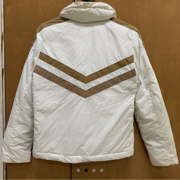 GAP Snow Jacket #ApresSkiFashion - Picture 3 of 13